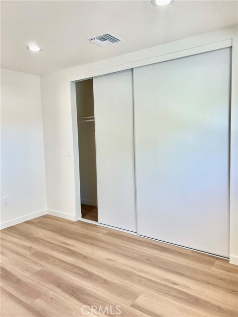 Detail Gallery Image 10 of 21 For 9645 Dale Ave, Sunland,  CA 91040 - 2 Beds | 2 Baths