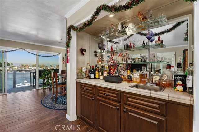 Detail Gallery Image 9 of 48 For 16255 Pacific Cir #204,  Huntington Beach,  CA 92649 - 3 Beds | 3 Baths