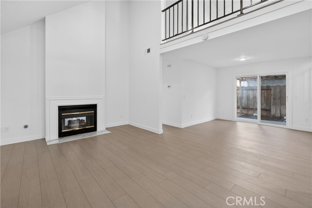 Detail Gallery Image 4 of 42 For 26921 Terri Dr, Canyon Country,  CA 91351 - 3 Beds | 2/1 Baths