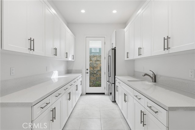 Detail Gallery Image 47 of 63 For 5817 Sunrise Ridge Ln, Lake Forest,  CA 92679 - 4 Beds | 3/1 Baths