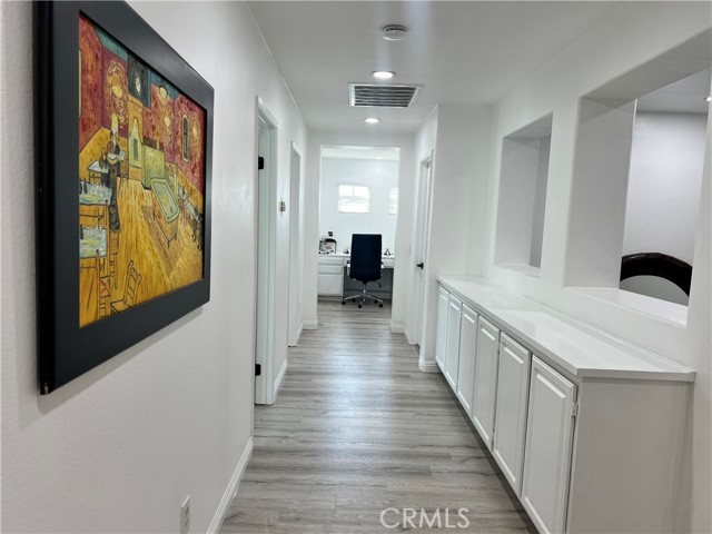 Detail Gallery Image 27 of 34 For 14126 Bay Cir, Corona,  CA 92880 - 6 Beds | 3/1 Baths