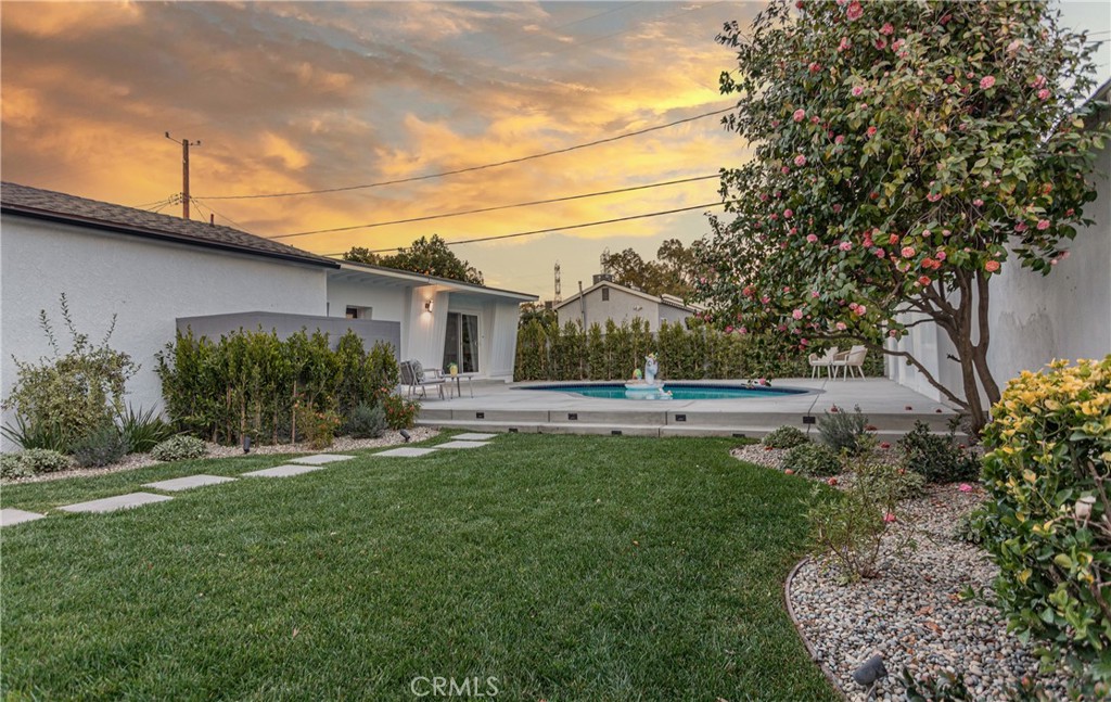 650 N Kenwood StreetBurbank img 2