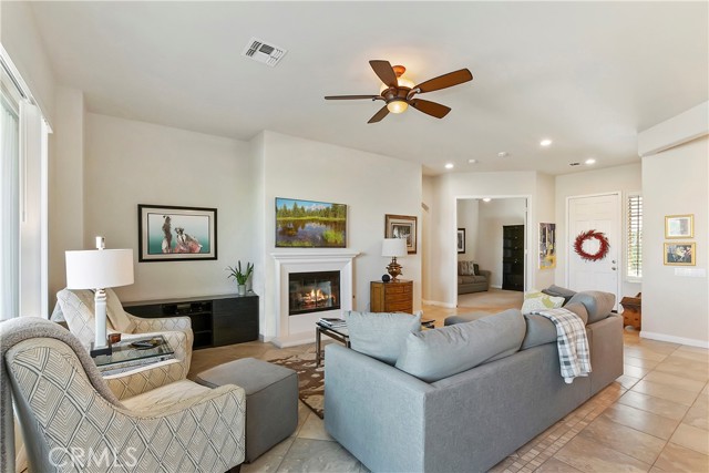 80358 Avenida Santa Alicia, Indio CA: https://media.crmls.org/medias/17e81d53-bbf7-40ae-8a74-2ec9b0605315.jpg
