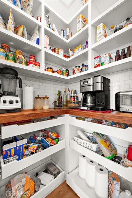 Detail Gallery Image 15 of 42 For 23461 via Codorniz, Coto de Caza,  CA 92679 - 5 Beds | 4 Baths