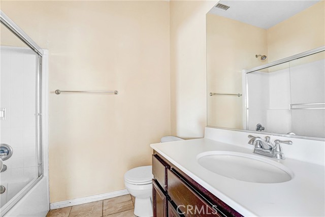 Detail Gallery Image 16 of 20 For 43653 32nd St, Lancaster,  CA 93535 - 3 Beds | 2/1 Baths