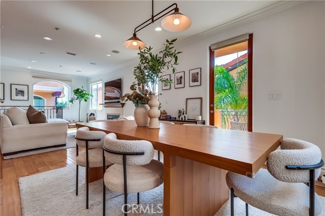 Detail Gallery Image 17 of 53 For 1902 Marshallfield Ln a,  Redondo Beach,  CA 90278 - 4 Beds | 3/1 Baths