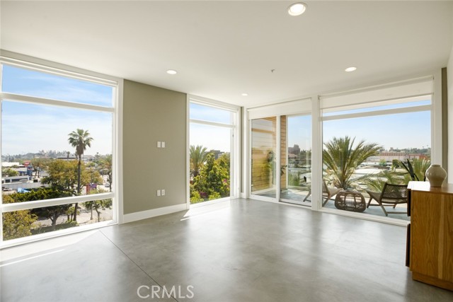 482 S Arroyo Parkway, Pasadena CA: https://media.crmls.org/medias/17eb6b55-fc0a-408f-9799-76adc789594b.jpg