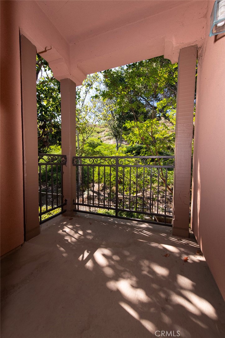 MLS #OC25273018 image #20