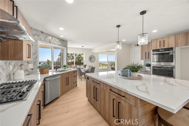 Detail Gallery Image 20 of 56 For 3412 E Longridge Dr, Orange,  CA 92867 - 4 Beds | 4 Baths