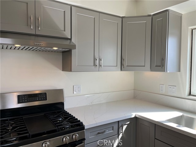 1521 West Glenoaks Boulevard, C photo 6