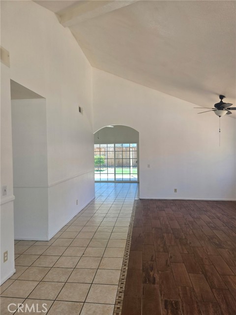 Detail Gallery Image 5 of 21 For 26537 Lazy Creek, Menifee,  CA 92586 - 4 Beds | 2 Baths
