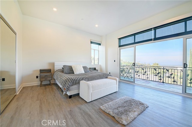 Detail Gallery Image 25 of 44 For 3952 Oakfield Dr, Sherman Oaks,  CA 91423 - 5 Beds | 4/1 Baths