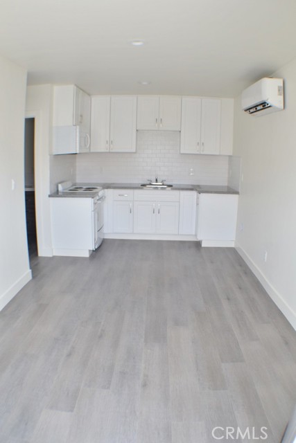 1014 E Harding Street A, Long Beach, CA, 90805 1014 E Harding Street A, Long Beach, CA, 90805