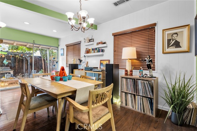 Detail Gallery Image 14 of 31 For 5425 Halbrent, Sherman Oaks,  CA 91411 - 3 Beds | 2 Baths