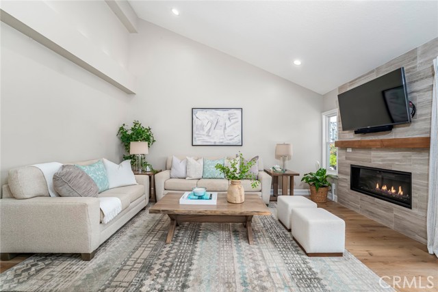 Image 13 of 63 For 3 Taylor Place