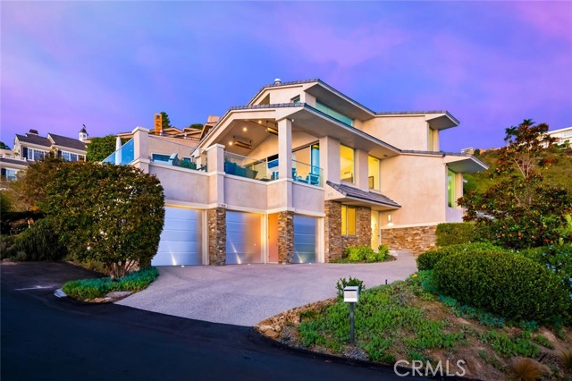 Detail Gallery Image 41 of 45 For 2300 Crestview, Laguna Beach,  CA 92651 - 4 Beds | 4/1 Baths