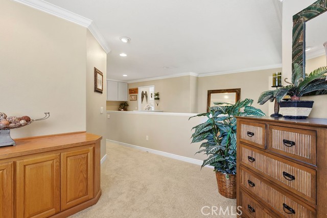66 Elderwood, Aliso Viejo CA: https://media.crmls.org/medias/17ef6d76-c6cd-4ece-91ad-841ec7b74426.jpg