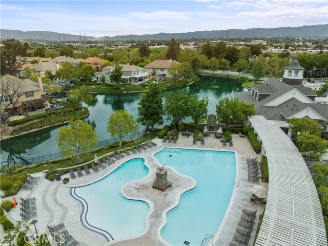 23402 Brookdale Lane, Valencia CA: https://media.crmls.org/medias/17efd9f6-b664-4c35-b7d4-9db8c7d7f316.jpg