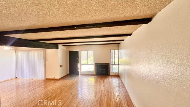 445 W Duarte Road, Arcadia CA: https://media.crmls.org/medias/17eff36f-a550-4a16-bee3-d529649f6c81.jpg