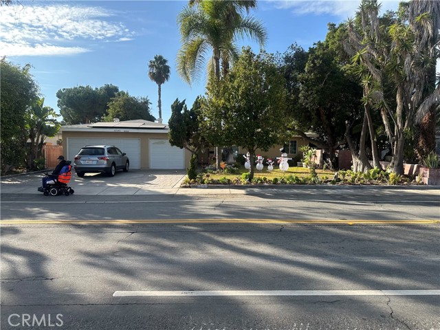 Detail Gallery Image 1 of 3 For 12141 Gilbert St, Garden Grove,  CA 92841 - 7 Beds | 6/1 Baths