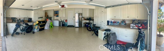 Detail Gallery Image 37 of 41 For 19591 Waterbury Lane, Huntington Beach,  CA 92646 - 4 Beds | 3 Baths