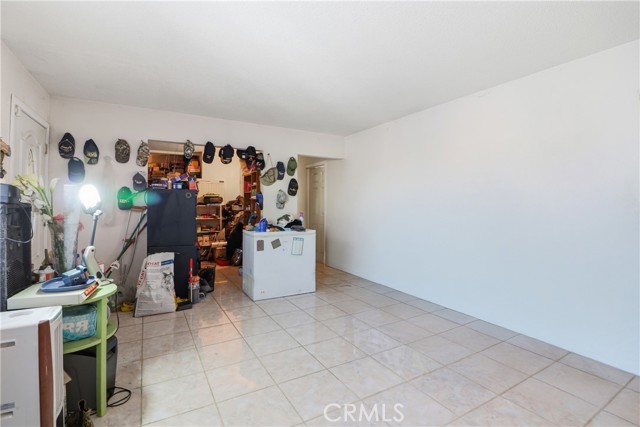 Detail Gallery Image 9 of 20 For 1728 De Anza St, Barstow,  CA 92311 - 4 Beds | 2/1 Baths