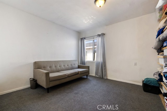182 E McFarlane Street, Ventura CA: https://media.crmls.org/medias/17f11b80-002f-4b94-9d8d-e630e4372df3.jpg