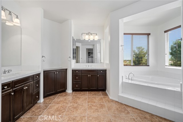 Detail Gallery Image 38 of 75 For 3165 Camino Hermanos, Lancaster,  CA 93536 - 5 Beds | 4/1 Baths