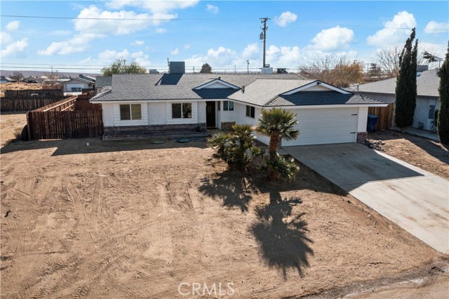 Detail Gallery Image 1 of 12 For 8836 Redwood Bld, California City,  CA 93505 - 3 Beds | 2 Baths