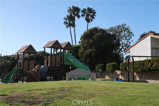 Detail Gallery Image 50 of 51 For 16802 Kamalii, Huntington Beach,  CA 92649 - 6 Beds | 5/1 Baths