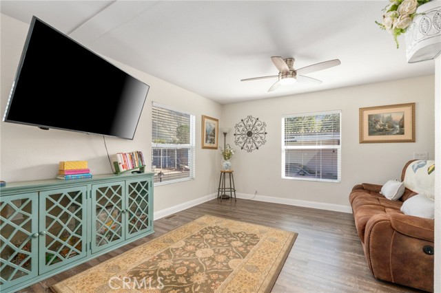 Detail Gallery Image 13 of 42 For 21100 State St #298,  San Jacinto,  CA 92583 - 3 Beds | 2 Baths