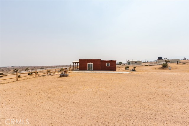 23833 Rancho Street, Apple Valley CA: https://media.crmls.org/medias/17f29fe6-fc98-46e0-92f6-fda93debebdd.jpg