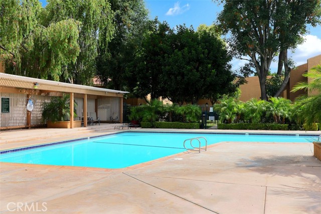1001 W Macarthur Boulevard, Santa Ana CA: https://media.crmls.org/medias/17f2a8e0-0762-4268-b3da-4e452dae5109.jpg