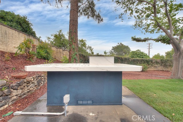 6087 Carol Avenue, Rancho Cucamonga CA: https://media.crmls.org/medias/17f3201f-6bb7-41ce-9f7a-9682541f8951.jpg