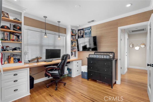 5522 Briercrest Avenue, Lakewood CA: https://media.crmls.org/medias/17f4c969-45ad-490b-a7d8-005f7fdba9e8.jpg