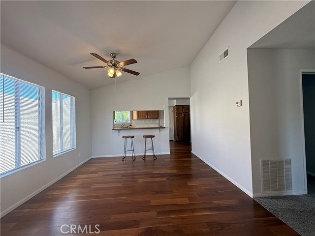 Detail Gallery Image 11 of 33 For 1750 Carrera, San Jacinto,  CA 92583 - 2 Beds | 2 Baths