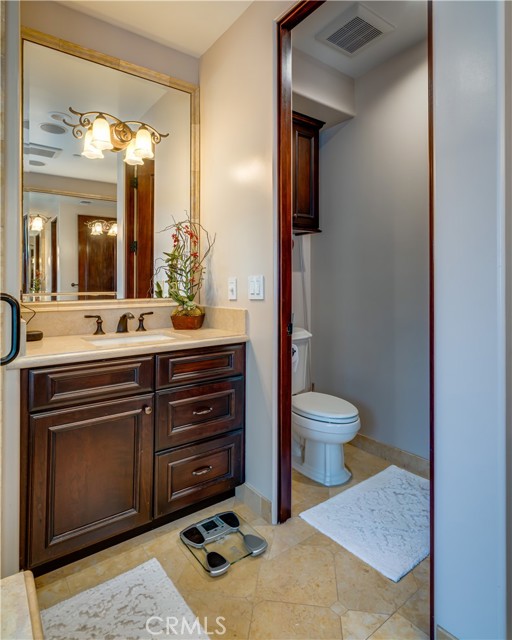1724 Esplanade, Redondo Beach, California 90277, 3 Bedrooms Bedrooms, ,1 BathroomBathrooms,Residential,Sold,Esplanade,SB21185823