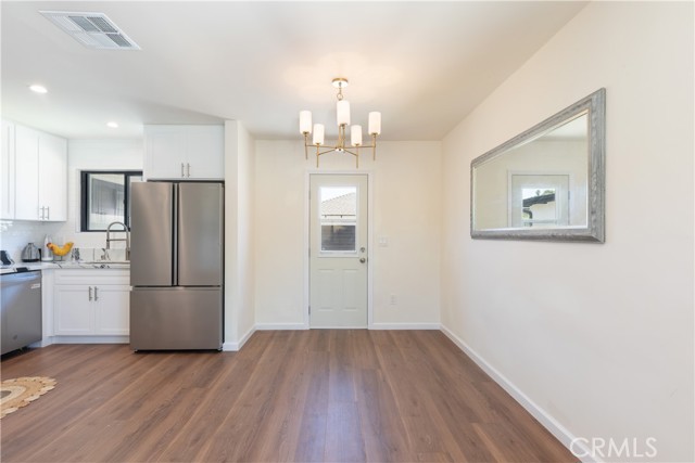 Detail Gallery Image 22 of 64 For 3240 Pacific Ave, Long Beach,  CA 90807 - 4 Beds | 3 Baths