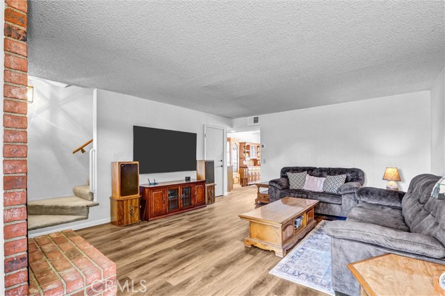 19451 Sherman Way, 504 photo 11