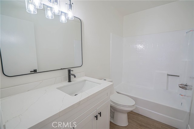 Detail Gallery Image 11 of 22 For 25712 Lupita, Valencia,  CA 91355 - 3 Beds | 2 Baths