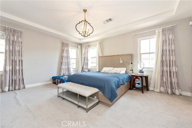 58 Dublin, Irvine CA: https://media.crmls.org/medias/17f6f995-2c3d-4a81-afbd-eb0276f2fbe1.jpg