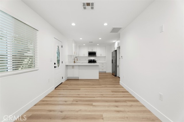 Detail Gallery Image 5 of 26 For 9253 Parliament Ave, Westminster,  CA 92683 - 2 Beds | 2 Baths