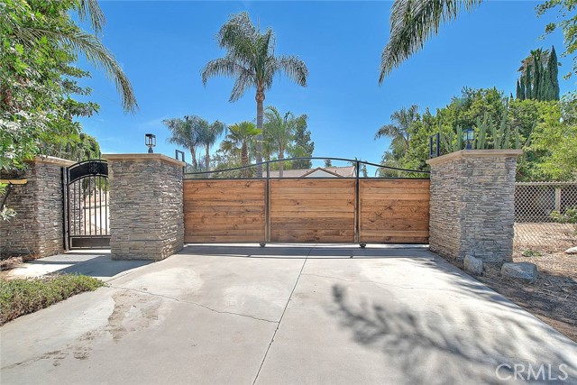 Detail Gallery Image 1 of 75 For 18385 Markham St, Riverside,  CA 92508 - 3 Beds | 2 Baths