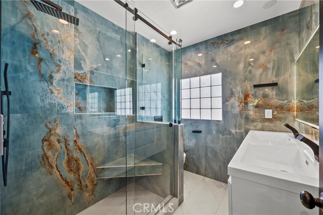 4825 San Feliciano Drive, Woodland Hills CA: https://media.crmls.org/medias/17f8e72f-83a1-4092-ad69-66ac0ba87665.jpg