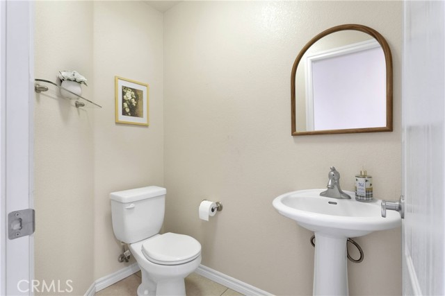 19410 Allegheny Court, Apple Valley CA: https://media.crmls.org/medias/17f91e32-b502-4c50-92ce-e86e5e30ff7e.jpg