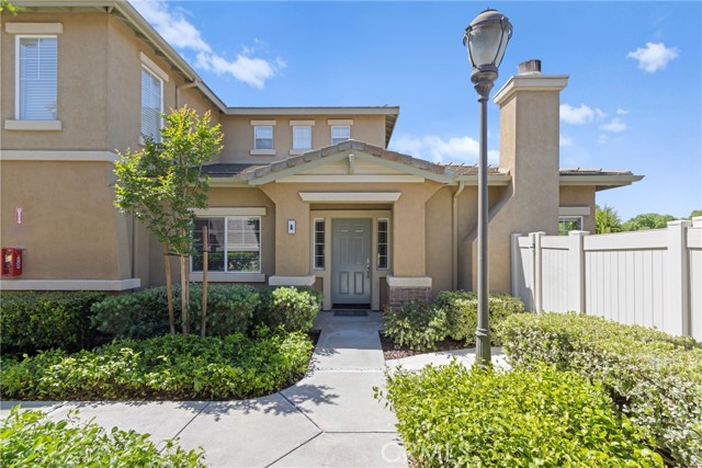 Detail Gallery Image 2 of 42 For 33576 Winston a,  Temecula,  CA 92592 - 2 Beds | 2 Baths