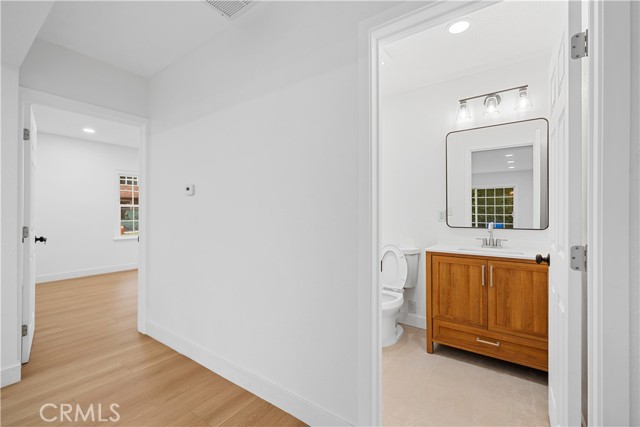 7116 Waring Avenue, Los Angeles CA: https://media.crmls.org/medias/17f92b4c-20a3-4e4b-b26c-edcba430c8b0.jpg