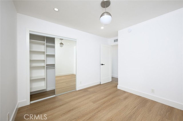 270 Cecil Place, Costa Mesa CA: https://media.crmls.org/medias/17f93543-fa72-4eb3-aae0-c92855a1b3ef.jpg