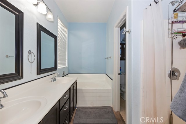 Detail Gallery Image 15 of 23 For 11753 Tara Ln, Adelanto,  CA 92301 - 4 Beds | 2 Baths