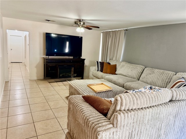 22556 Parkmead, Palm Springs, CA 92262